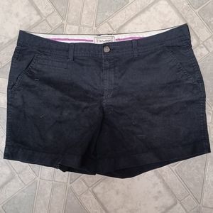Old Navy Black short size 14